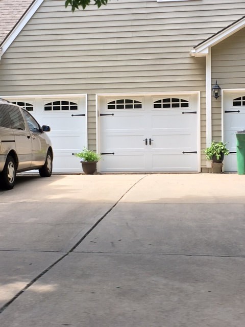 garage doors Lenexa